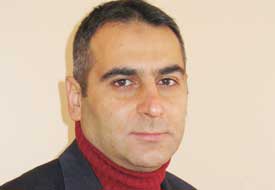 Özdengül, o geceyi balkondan izlemiş