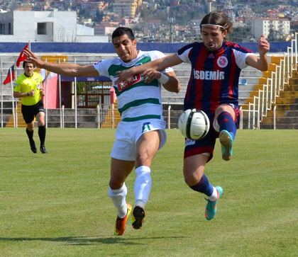 Anadolu Selçukluspor hakeme çateş püskürdü