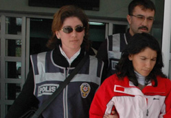 PKK üyesi kadın yakalandı