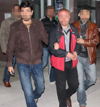 İş arkadaşını öldürdü