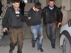 Üniversitelilerin evinde dehşet