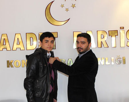 Saadet Partisi’ne 5 katılım