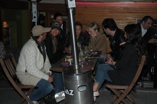 Çağla Şikel ve Emre Altuğ düşman çatlattı