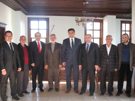 Kaliteli öğrenciler yetiştirmeliyiz