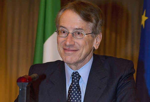 İtalya Dışişleri Bakanı istifa etti