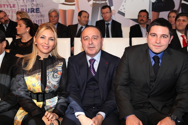 Ailesi Hacı Sabancı'ya rest çekti