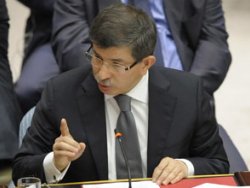 Davutoğlu Ehud Barak'ı yerin dibine sokmuş