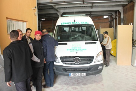 Esad'ın bombası hamile kadını öldürdü