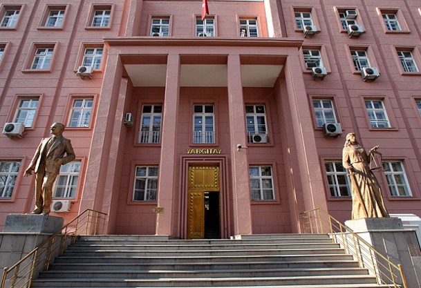 32 yıllık Dev-Sol davası zaman aşımından düştü