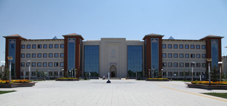 Selçuklu'da ÖMSS ile atanan memurlar görevine başladı