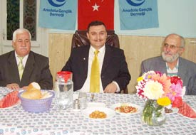 AGD iftarını Kasım Yazıcı yazdı