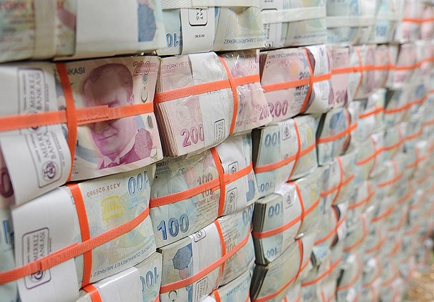 Hazine, 2 ayda 33,7 milyar lira borç ödedi