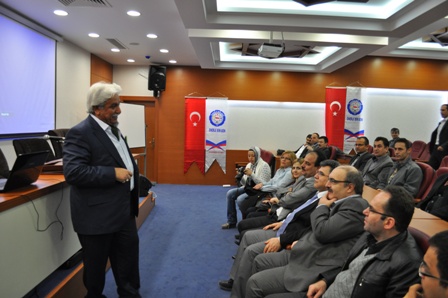 Memurlara iletişim semineri verildi