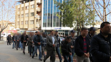 Temizlikçi çete yakalandı
