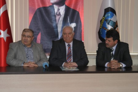 Üzülmez, esnafı dinledi