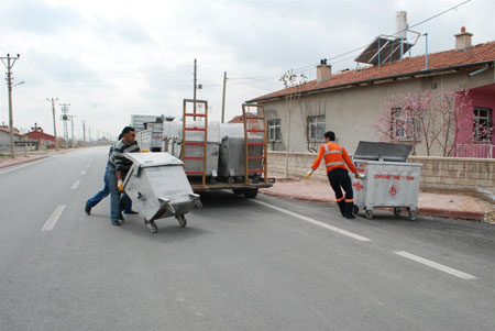 Eskiyenler yenileriyle değiştiriliyor