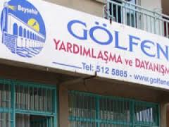 Evi Yanan Aileye Göl Feneri'nden Eşya Yardımı
