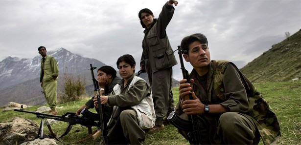 Sınır dışına çıkış için ilk talimat PKK'lı o gruba