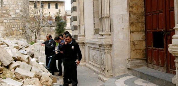 Tarihi camide hırsızlık