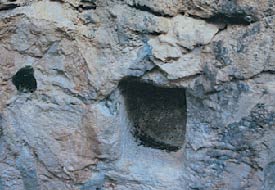 Mağaradaki gazdan zehirlendiler