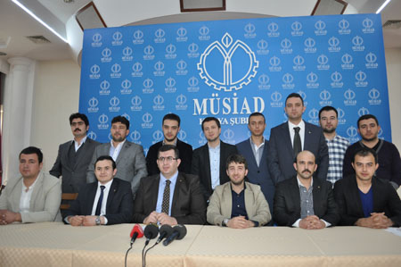 Genç MÜSİAD tanışma toplantısı düzenledi