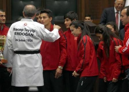 Erdoğan'a siyah kuşak