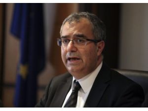 Güney Kıbrıs Maliye Bakanı istifa itti