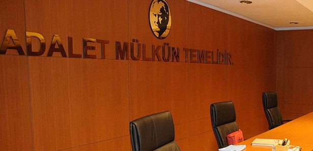 Tutuksuz yargılanan 5 sanığa 28 yıl hapis