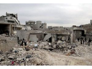 Esed'in saldırılarında 121 kişi öldü