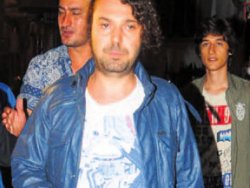 Halil Sezai: Serenay Sarıkaya'ya aşık gibiyim