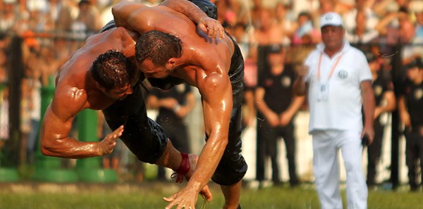 Kırkpınar Ağası'ndan ağalık sitemi