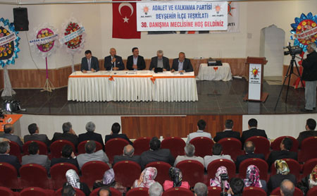 AK Parti ilçe danışma meclisleri sürüyor