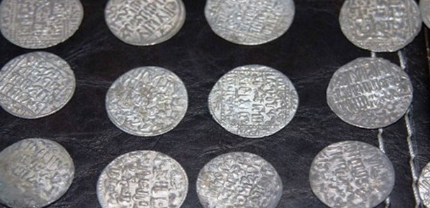 Evinde yaptığı sikkeler geçim kaynağı oldu