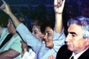MHP'li Bal eşinden korunmak için tedbir kararı aldırdı