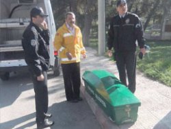 Üniversite öğrencisi kendini ağaca astı