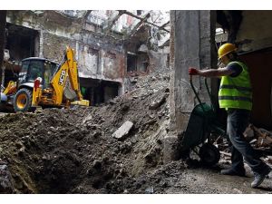 Taşeron Yeniden Tanımlanacak