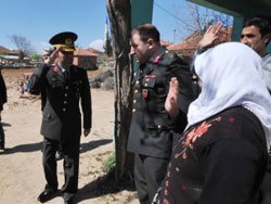 Tuğgeneral Memduh Hakbilen'den Eşe Ana'ya esas duruş