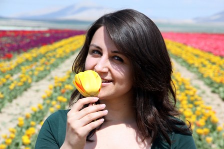 Türkiye'yi süsleyen laleler Çumra'dan