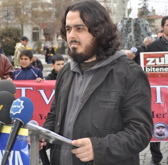Bayram Vanlı: Küfür tek millettir