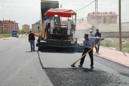 Karatay Belediyesi’nin 2013 yılı asfalt hedefi 200 bin ton