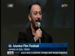 Cem Yılmaz'dan Emek protestosuna destek TIKLA İZLE