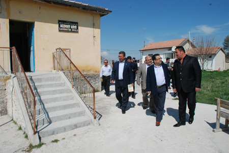 Köylerde sorunlar yerinde incelendi