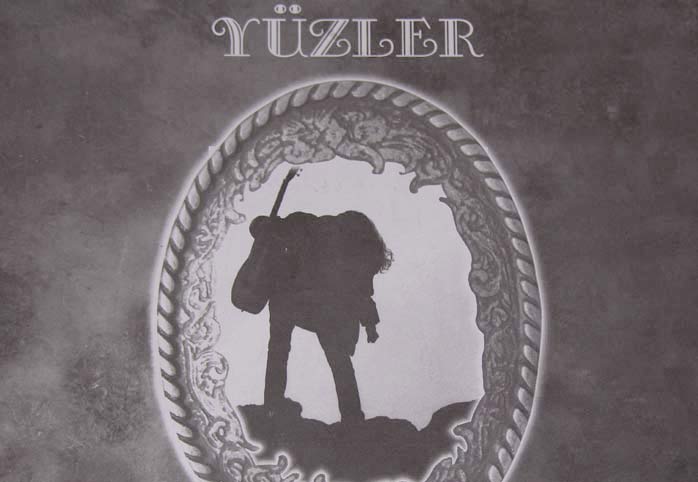 Oğuz'dan siyah-beyaz 'YÜZLER'