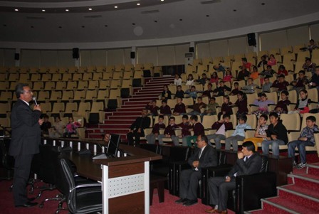 Başkan Hançerli’den öğrencilere yerel yönetimler dersi