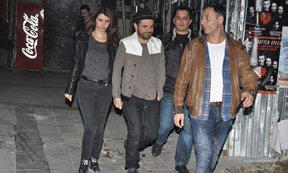 Kenan Doğlu eski sevgilisiyle pişti oldu