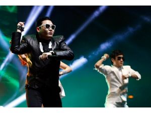 Güney Kore'de Psy'nin Klibine Yasak
