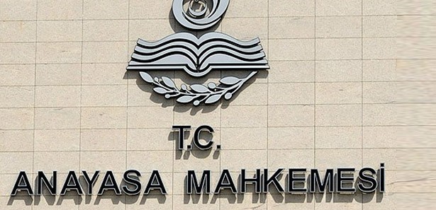 AK Parti'nin adını kullanan partiye ihtar