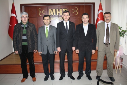 Cemiyet’ten Duvarcı ve Taşçı’ya nezaket ziyareti