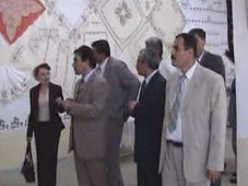 Göz nuru ürünlerini sergiliyorlar