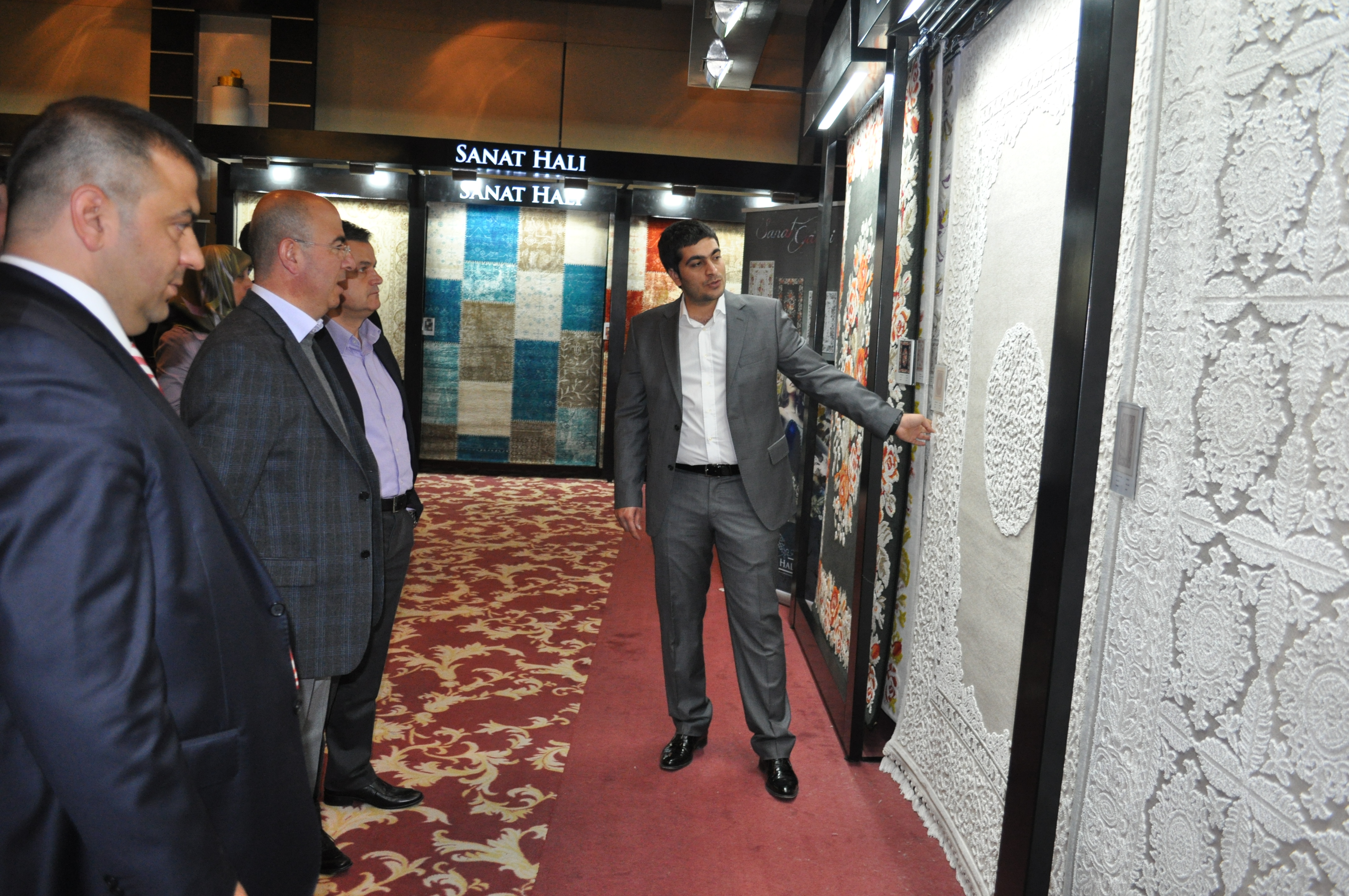 Sanat Halı, 2013 Ürünlerini Tanıttı